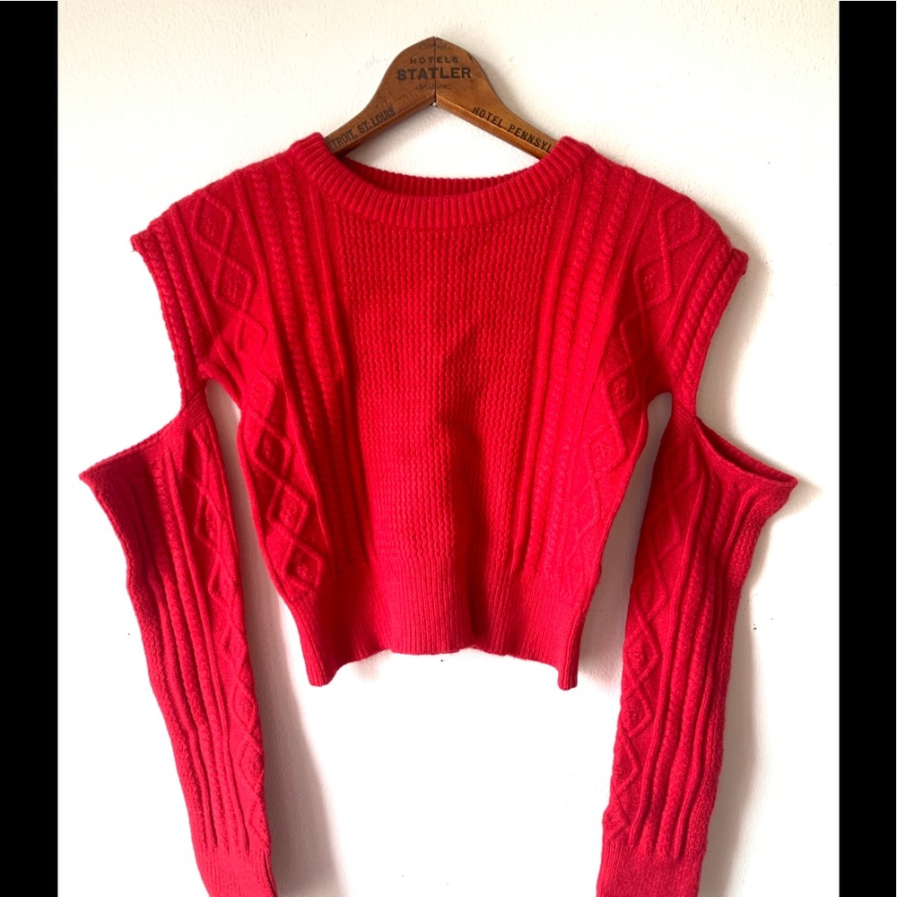 Fashion Nova | Cold Shoulder Sweater | Size Small
